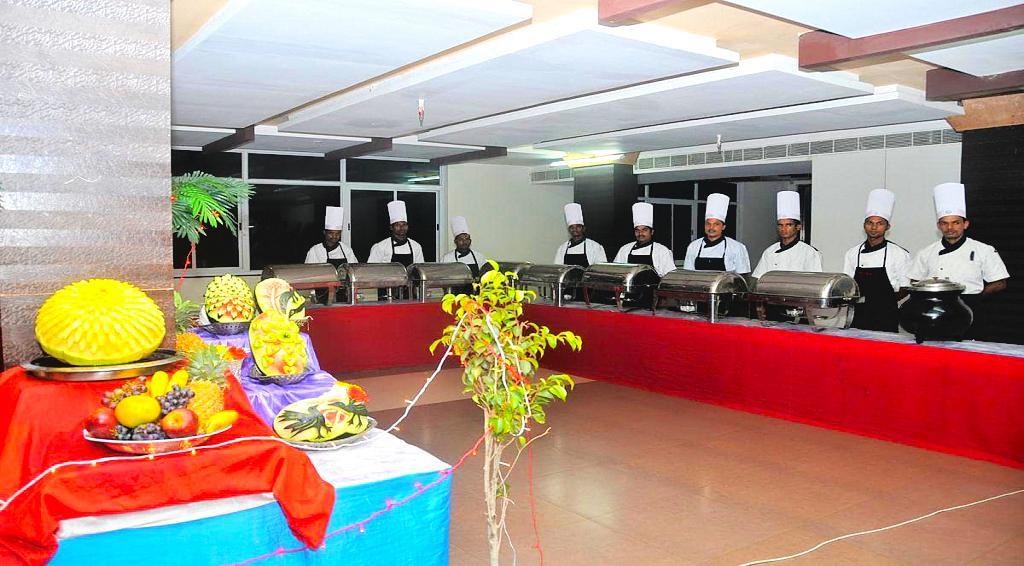Hotel Central Park Ongole Zewnętrze zdjęcie