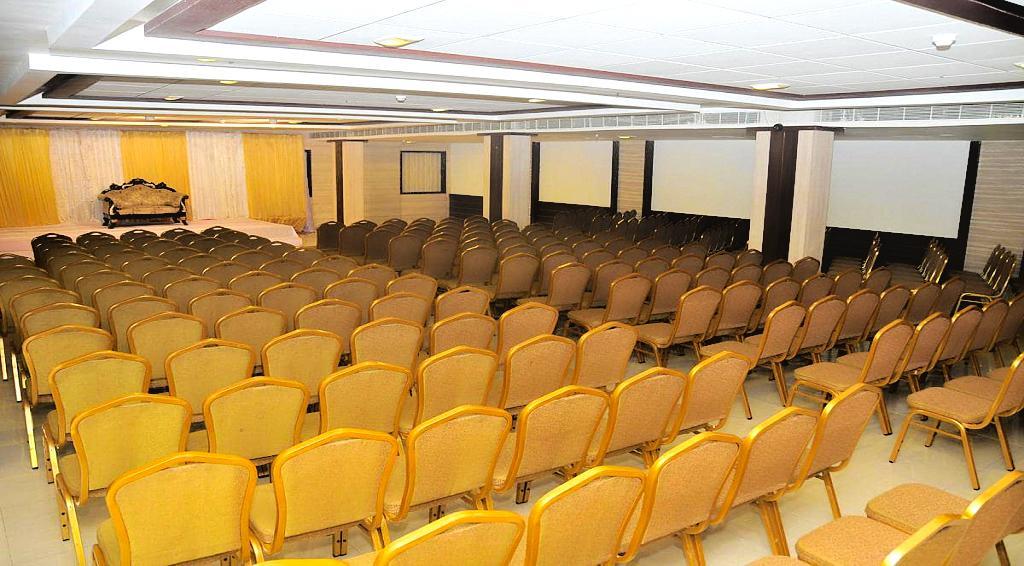 Hotel Central Park Ongole Zewnętrze zdjęcie